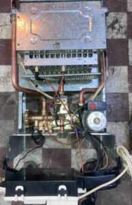 تاسیسات لوله کشی پونک 4 تعمیر شوفاژ پونک